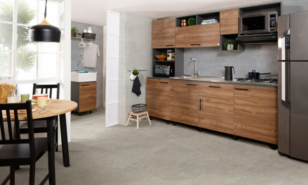 Ambiente cocina Corona con diseño de concepto abierto y lavadero integrado