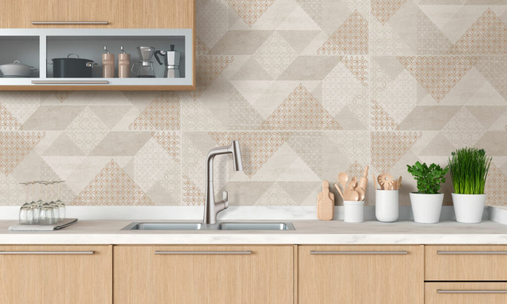 Ambiente cocina Corona con revestimientos color beige