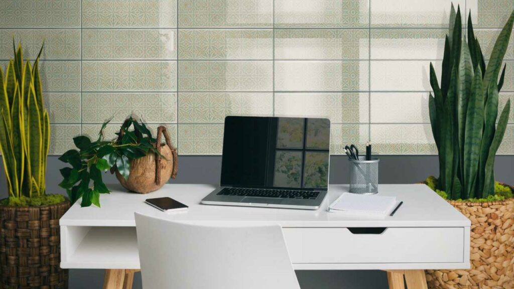 Ambiente Corona con Brick Atelier Deco Verde  