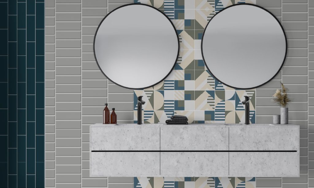 Ambiente baño Corona con piso pared Cubik y bricks azul petróleo y gris claro
