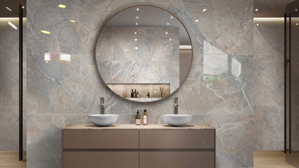 Ambiente baño Corona con Pared Horus Multicolor.