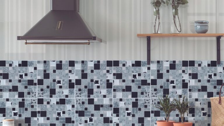 80’s Glam: Espacios llenos de brillo y personalidad