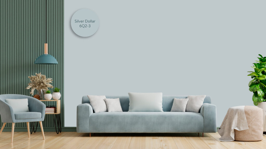 Sala con tono Silver Dollar en la pared