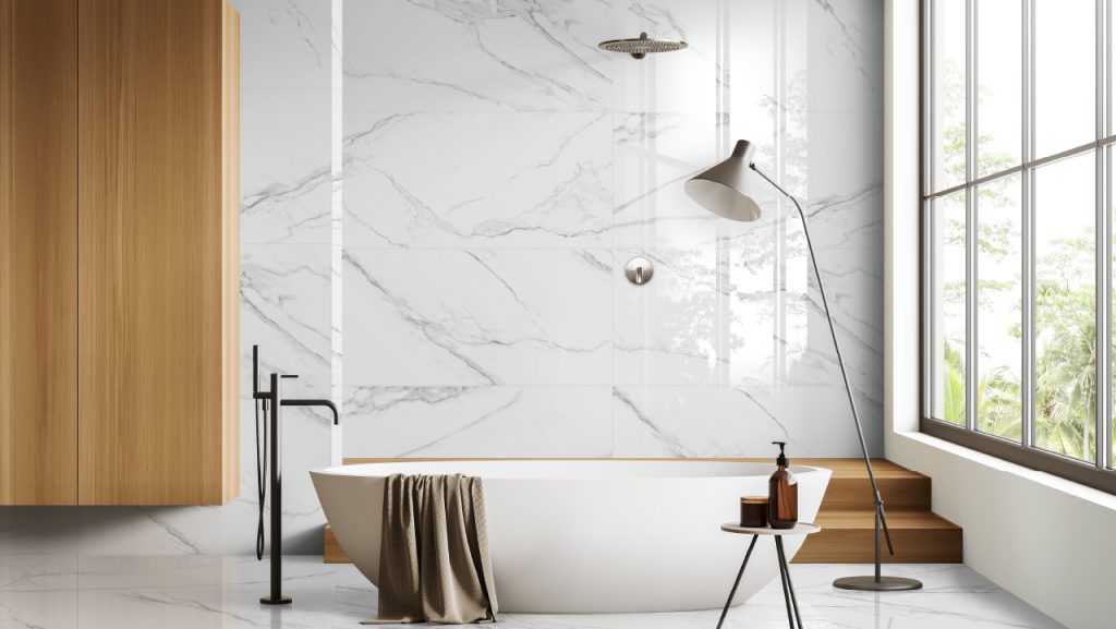 Ambiente baño Corona con piso PORCELANATO® Greco 60×120 cm en piso y paredes