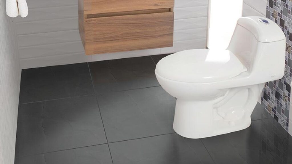 Ambiente baño con boquilla oscura Corona