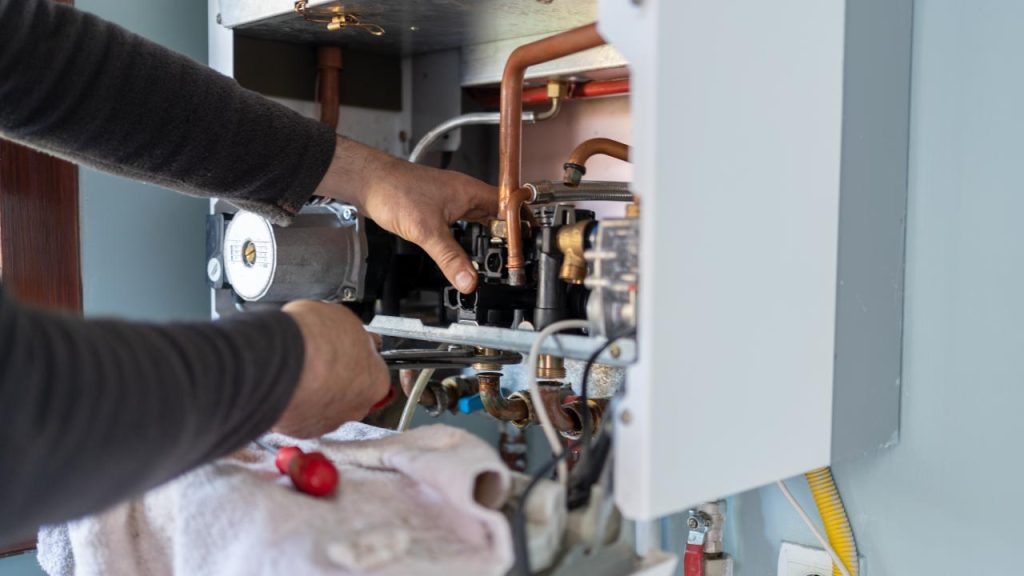 5. Instalaciones eléctricas o de gas 