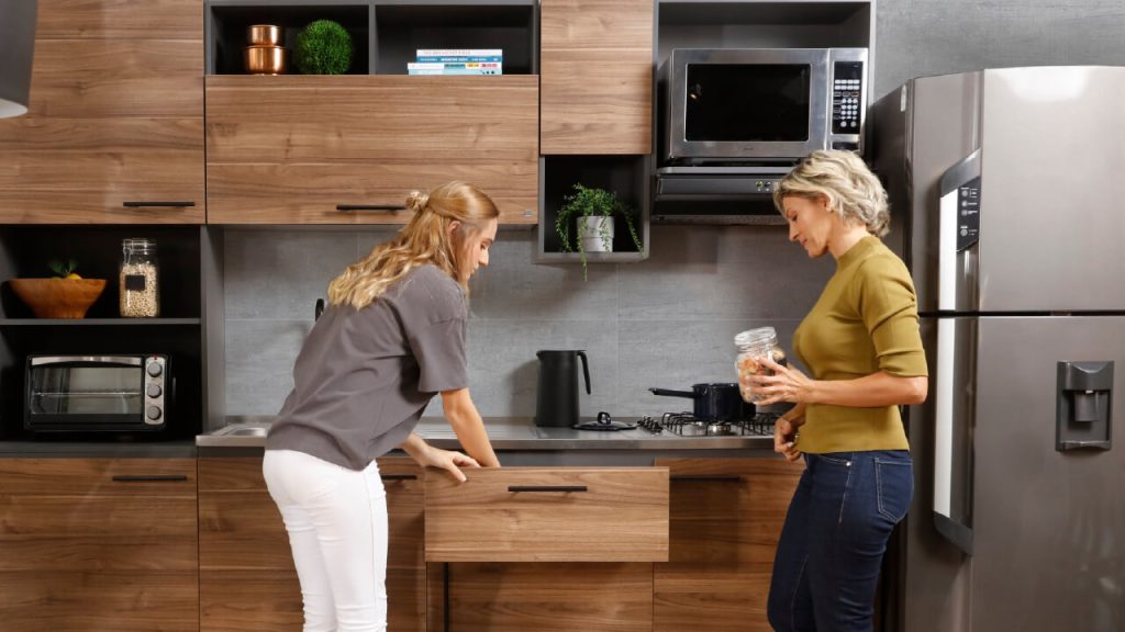 Ambiente Corona con cocina Praga.
