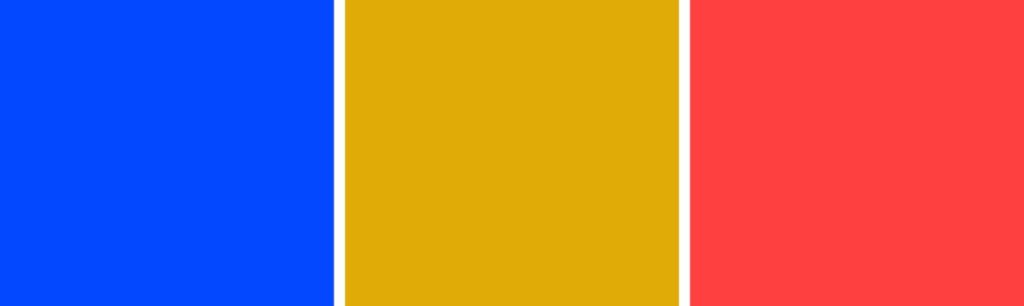 Azul eléctrico + amarillo mostaza + rojo coral 