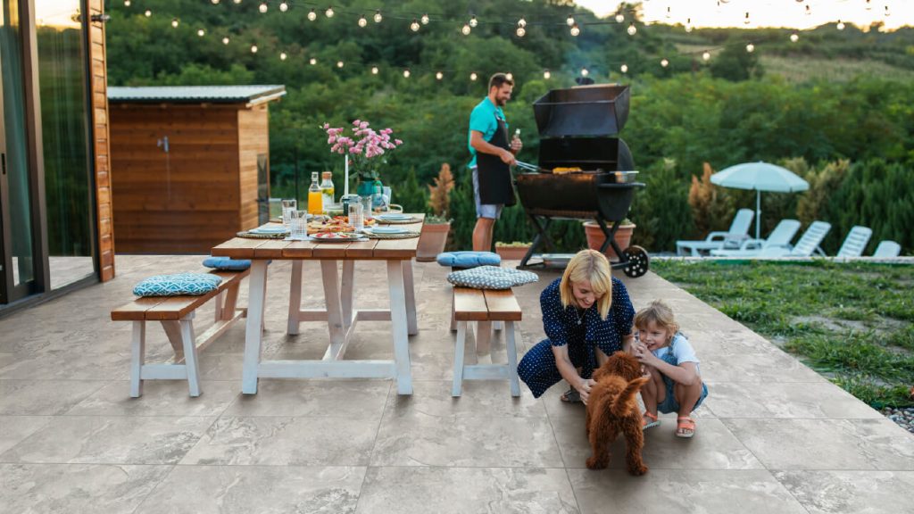 Ambiente exterior Corona piso Emporio ARD® PRO Humo