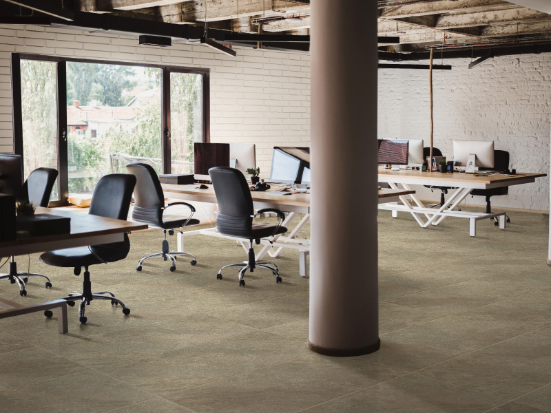 Oficina con piso Porcelanato Ultraresistente