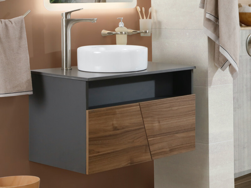 Mueble de baño café con negro Corona